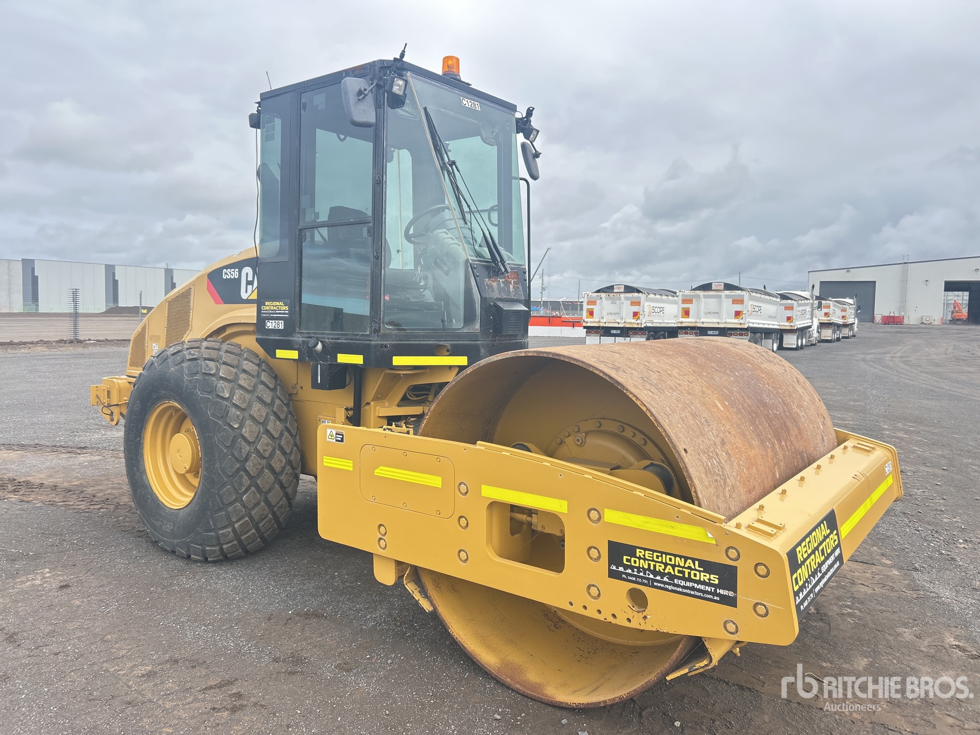 General Appearance with Picture, Right Front Corner