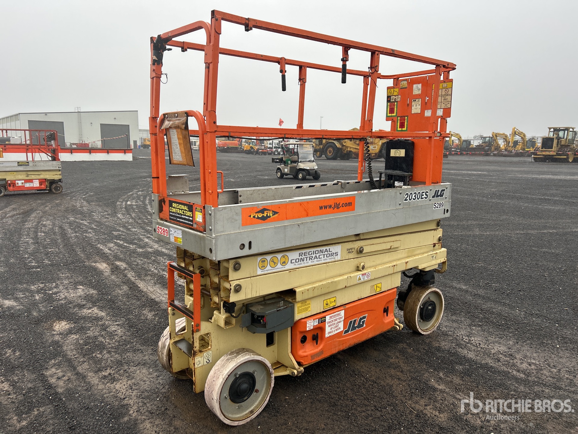 General Appearance with Picture, Right Rear Corner