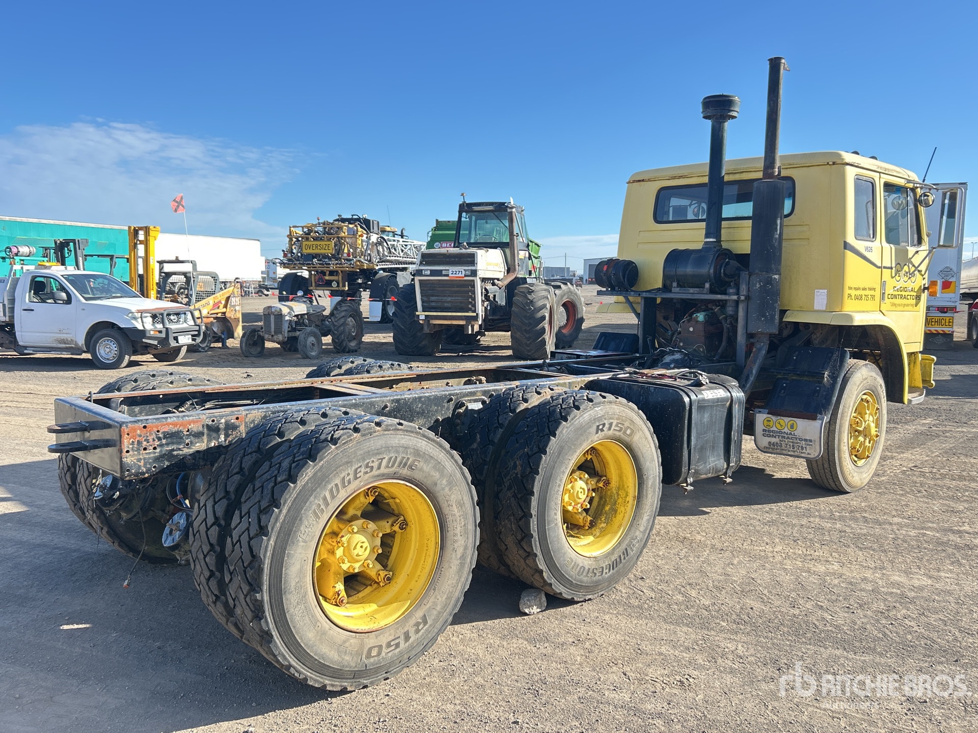 General Appearance with Bild, Ecke hinten links