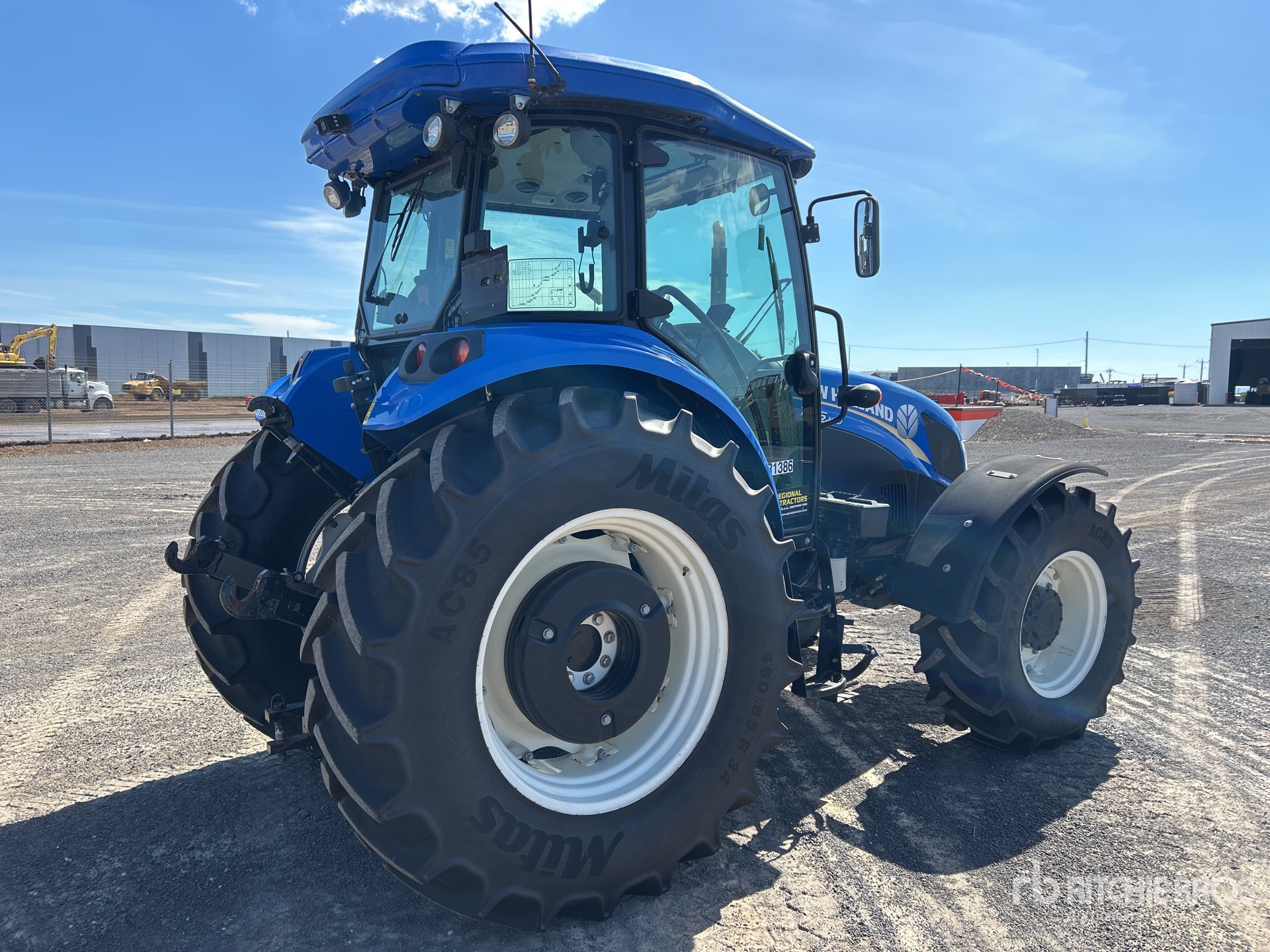 General Appearance with Picture, Right Rear Corner