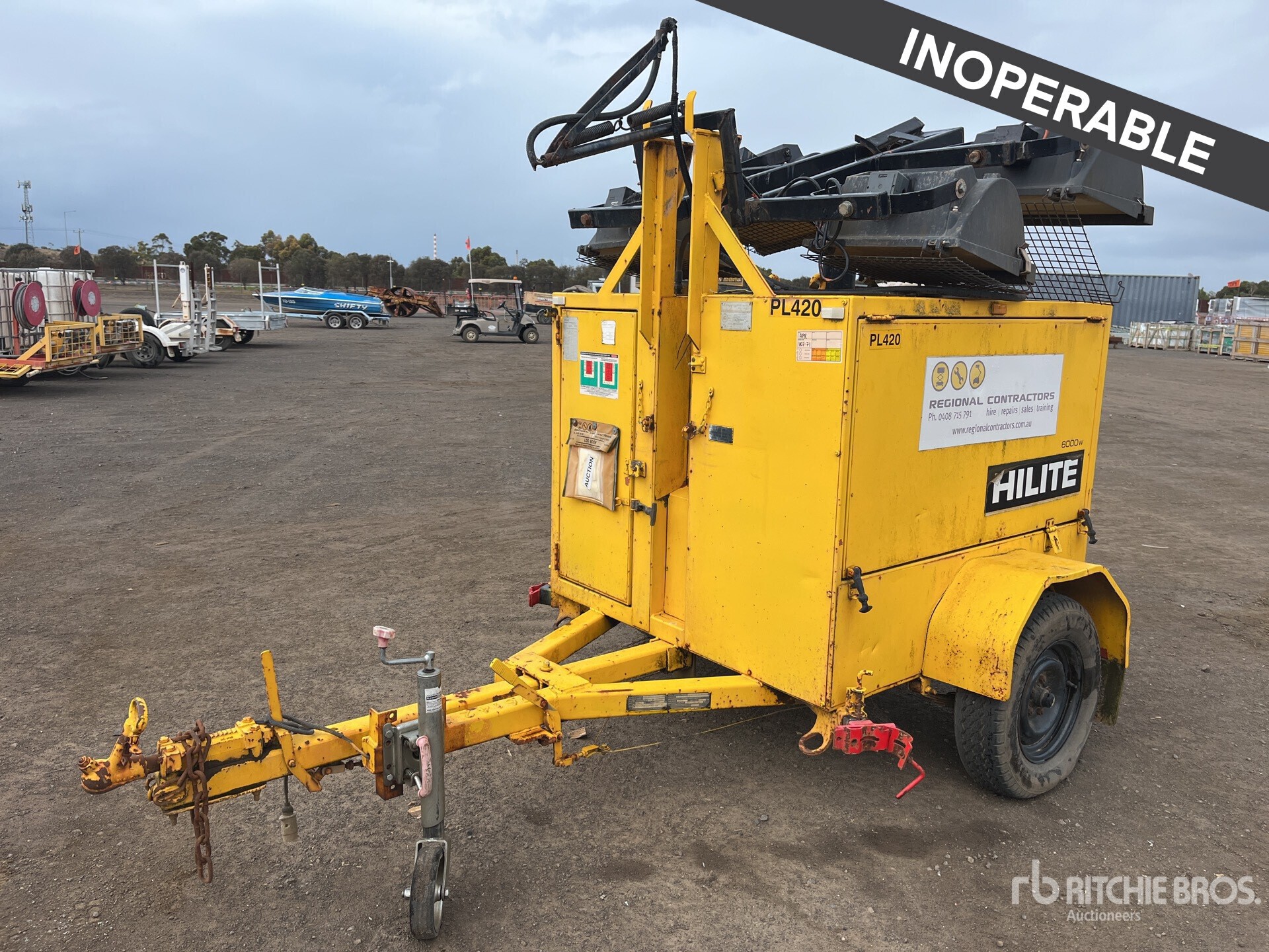 General Appearance with Foto, angolo anteriore sinistro