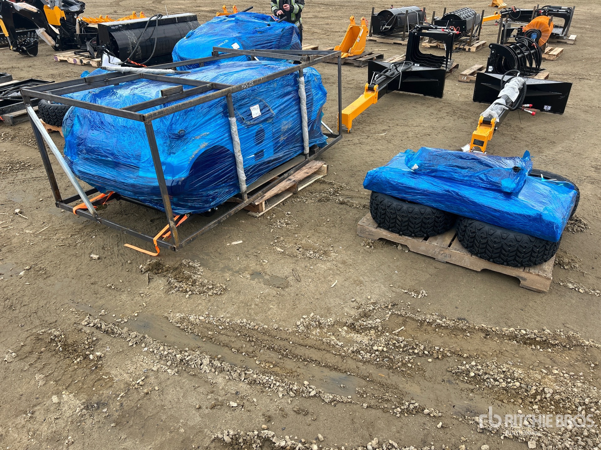 General Appearance with Picture, Right Front Corner