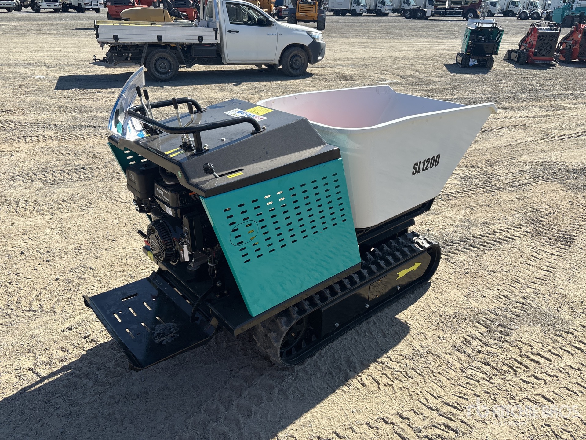 General Appearance with Bild, Ecke hinten rechts