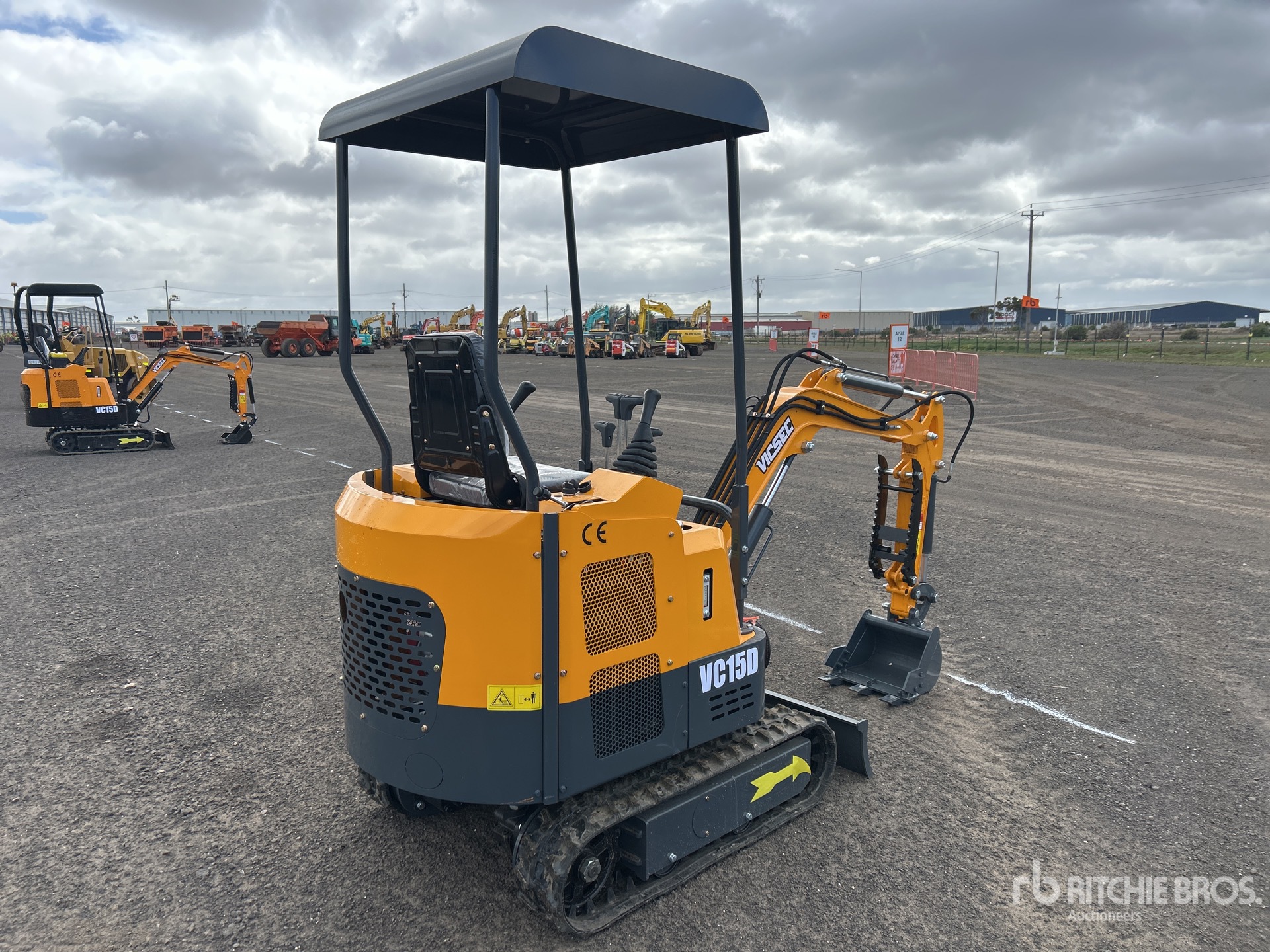 General Appearance with Picture, Right Rear Corner