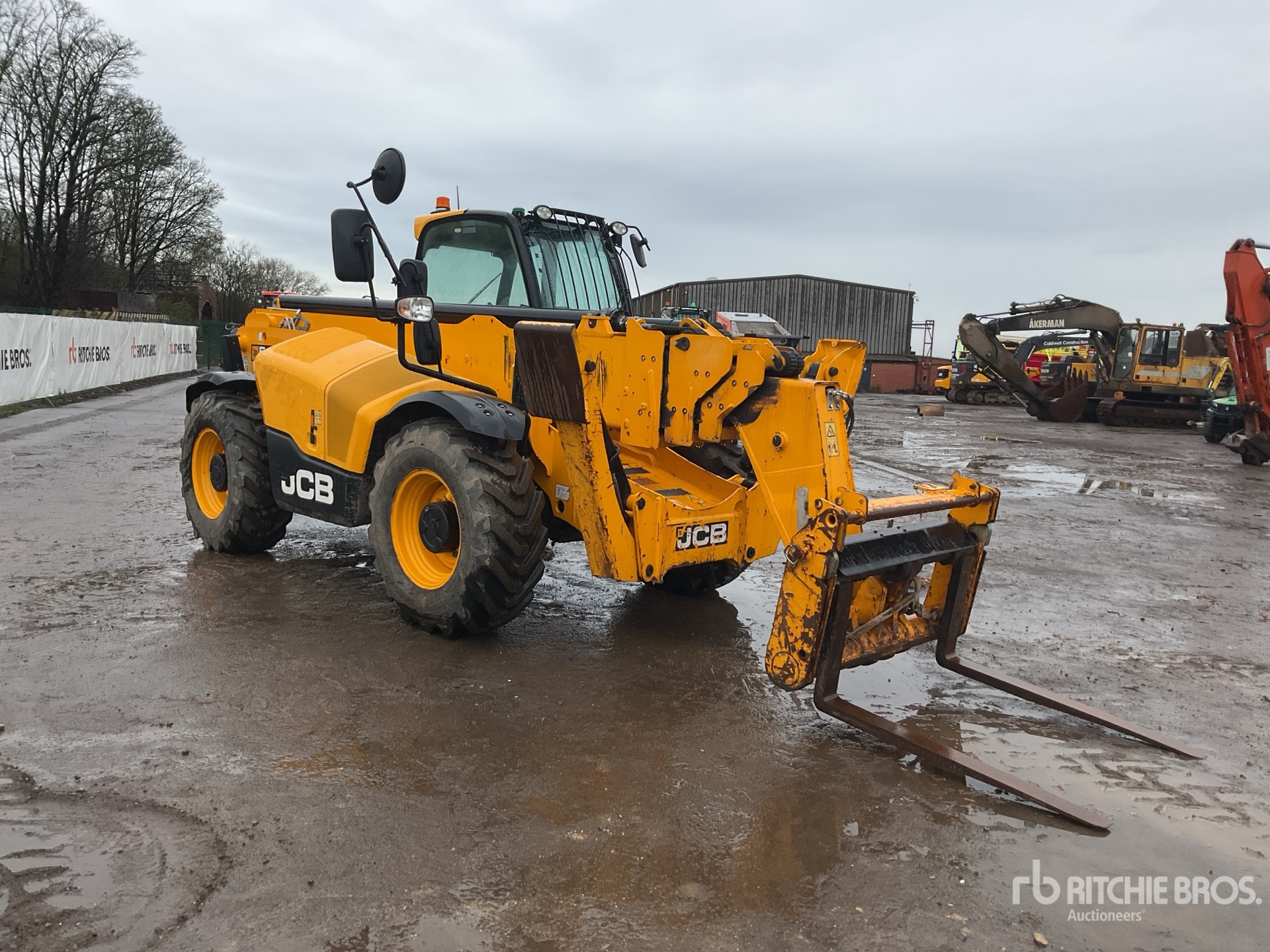 General Appearance with Picture, Right Front Corner