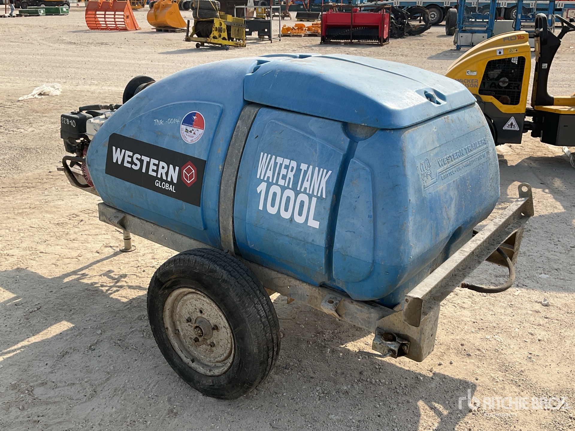 Aspect général with Image, coin arrière gauche