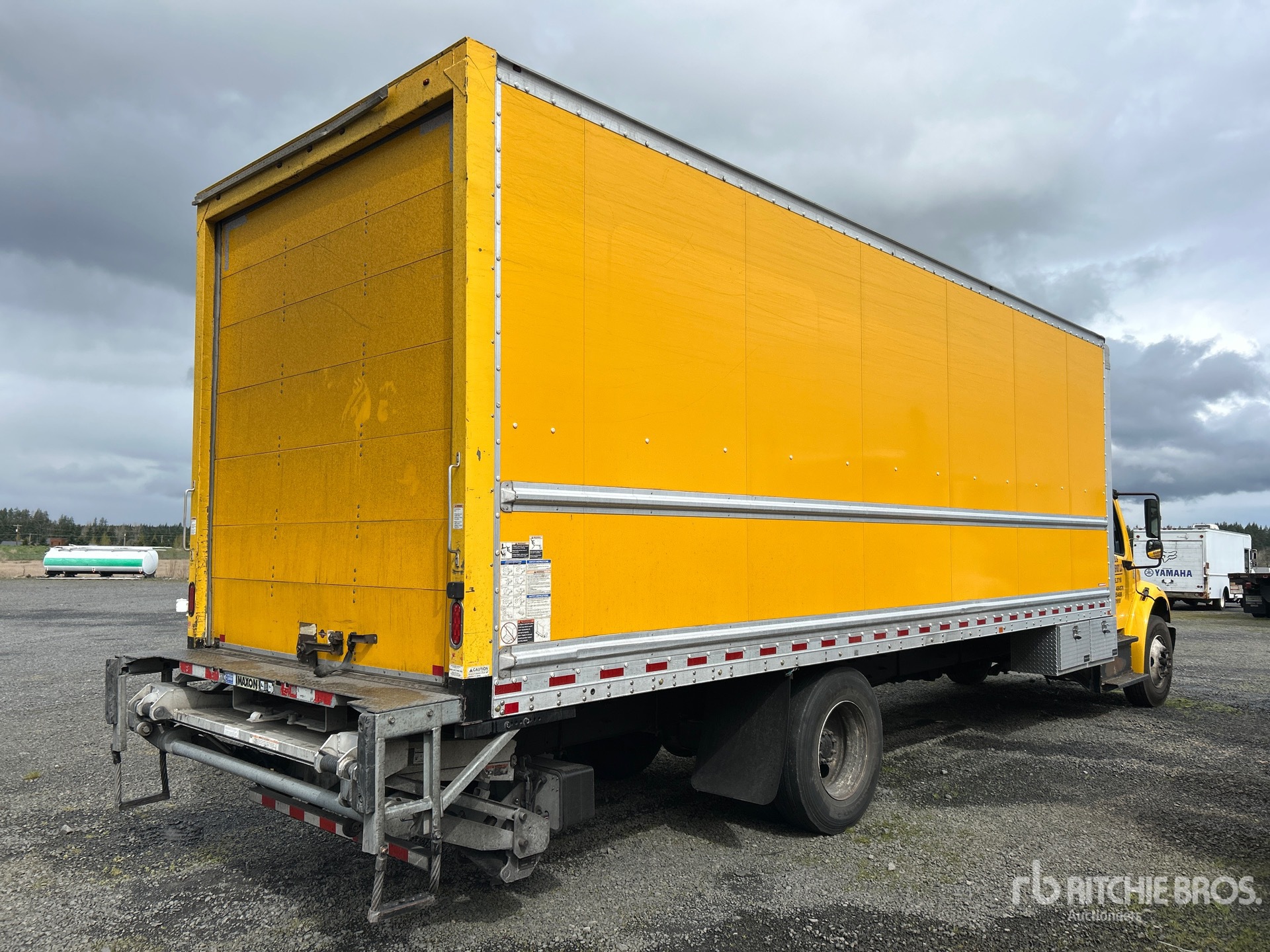 General Appearance with Imagen: esquina trasera derecha