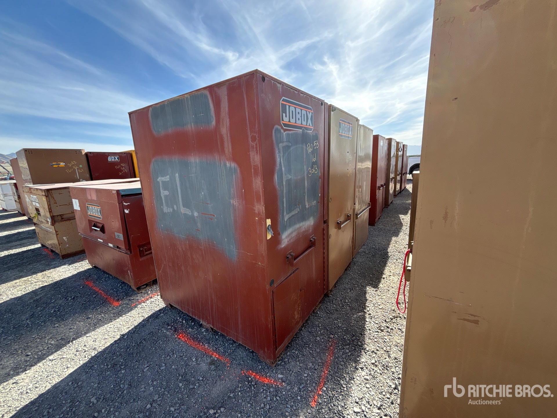 General Appearance with Foto, angolo anteriore sinistro