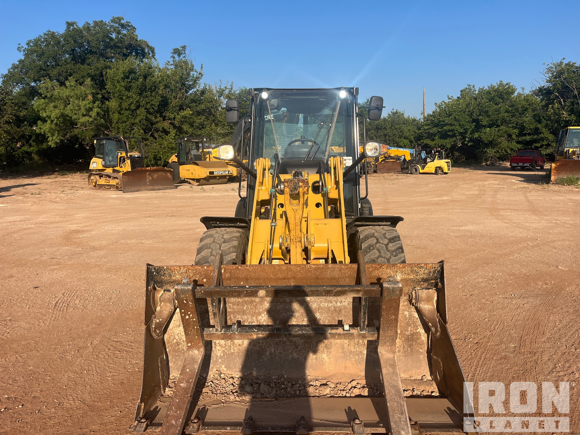 2019 Caterpillar 906M