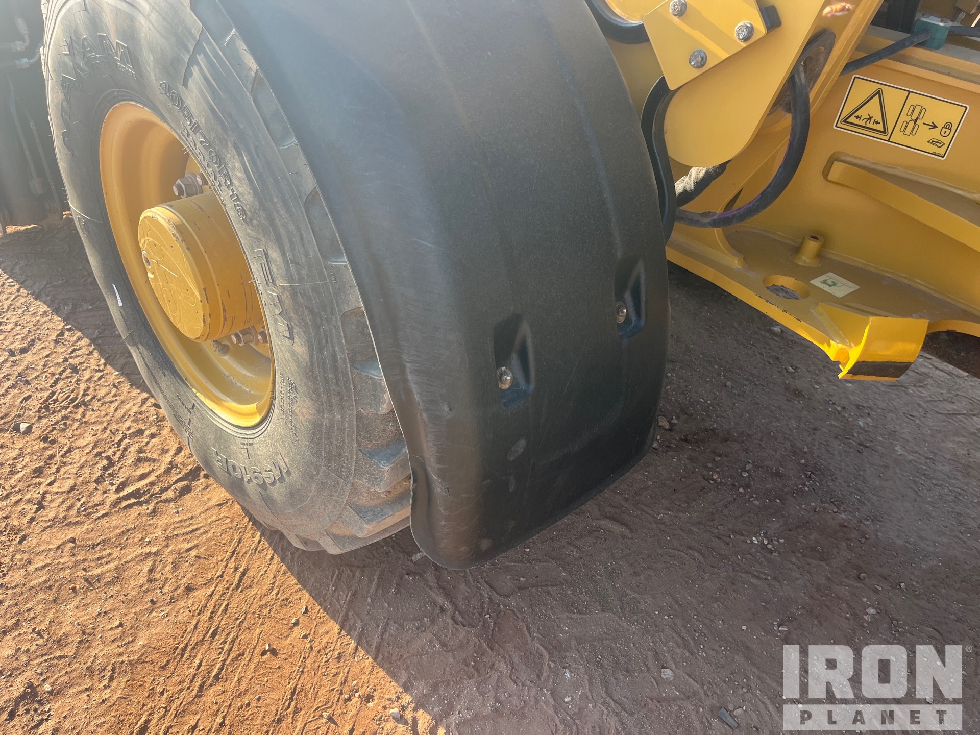 2019 Caterpillar 906M