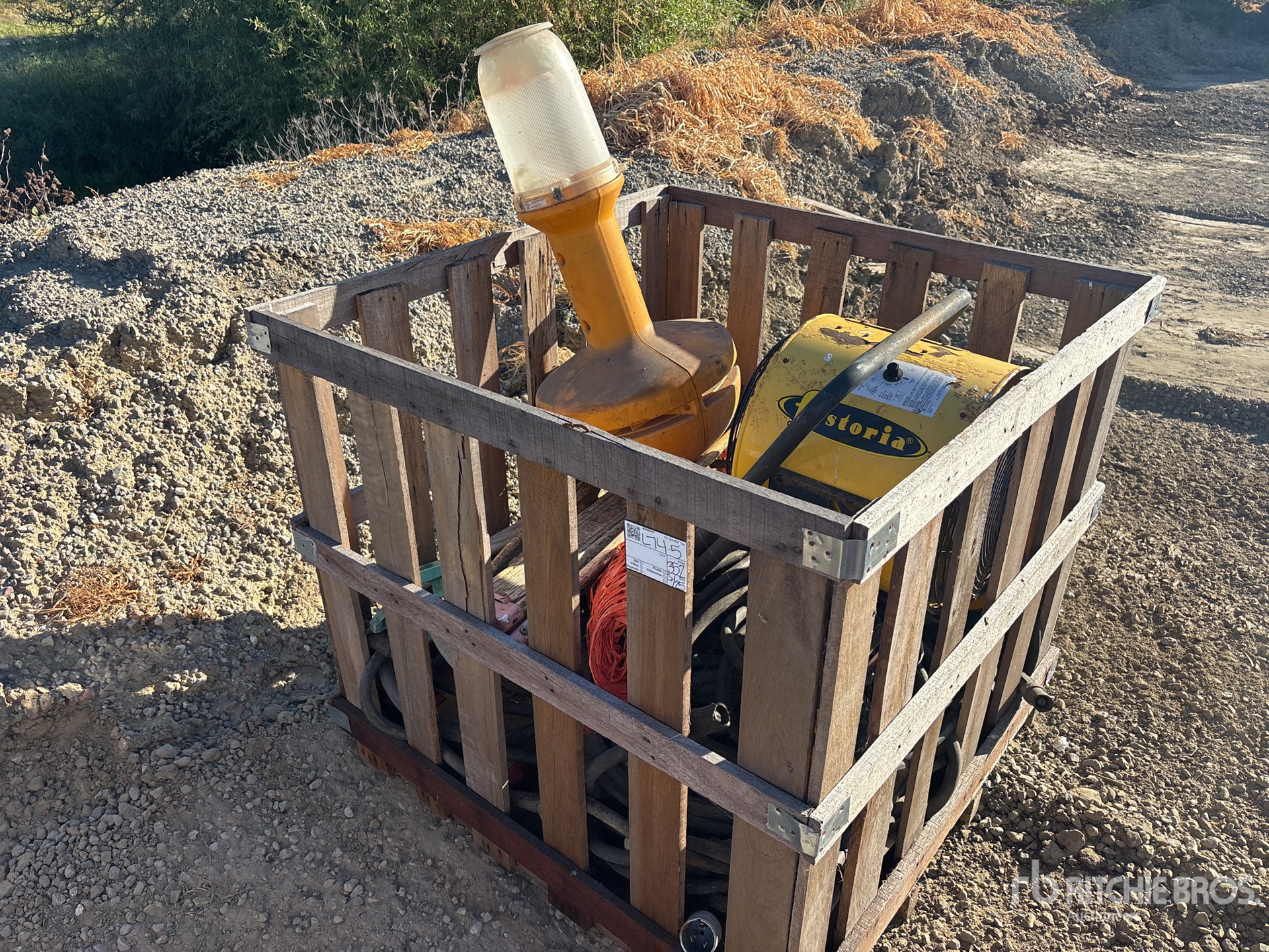 General Appearance with Featured Photo