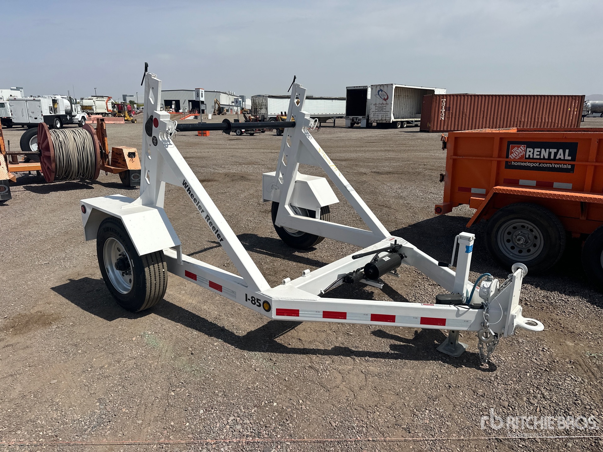 General Appearance with Picture, Right Front Corner