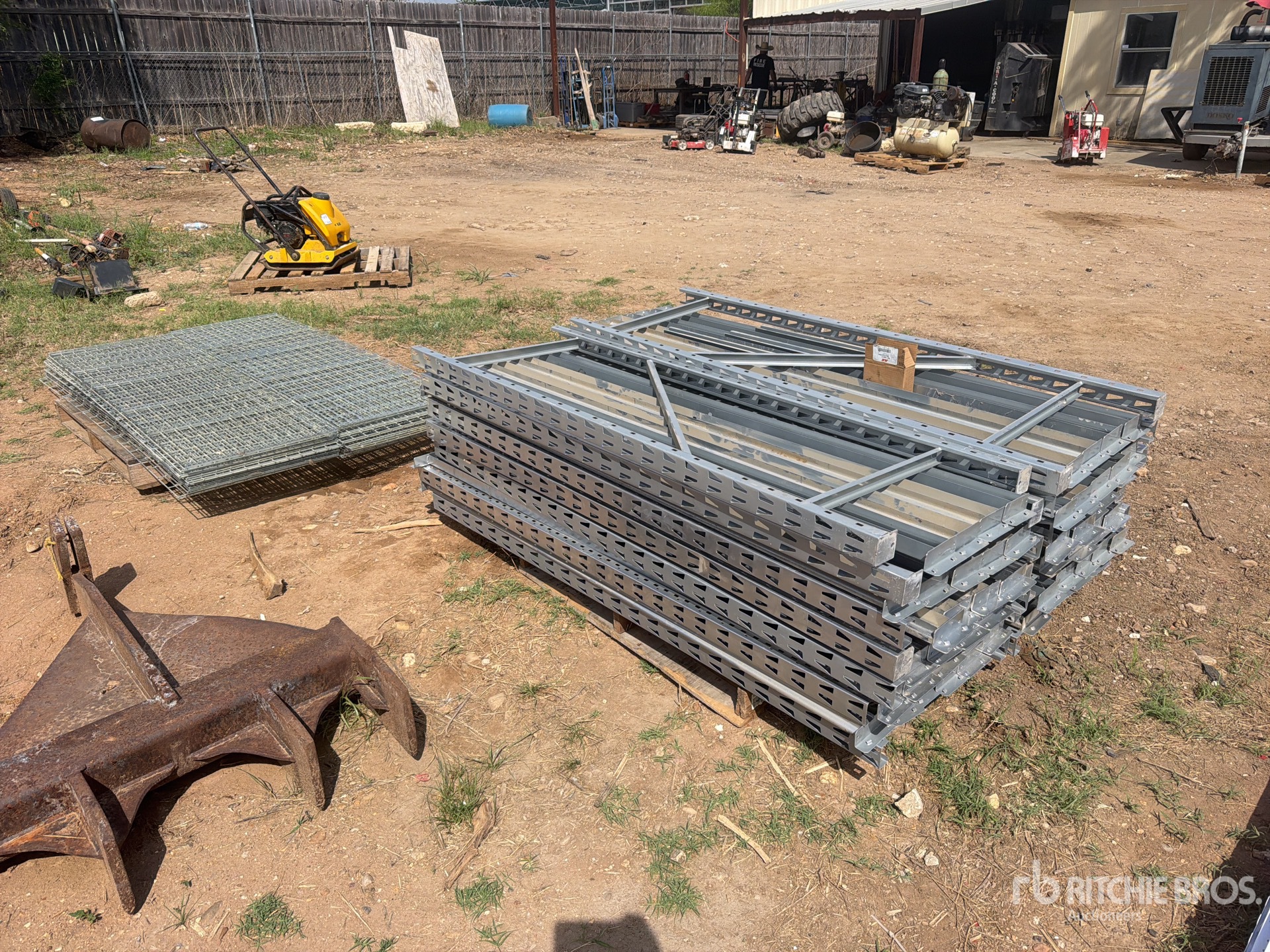 General Appearance with Imagen: esquina trasera derecha