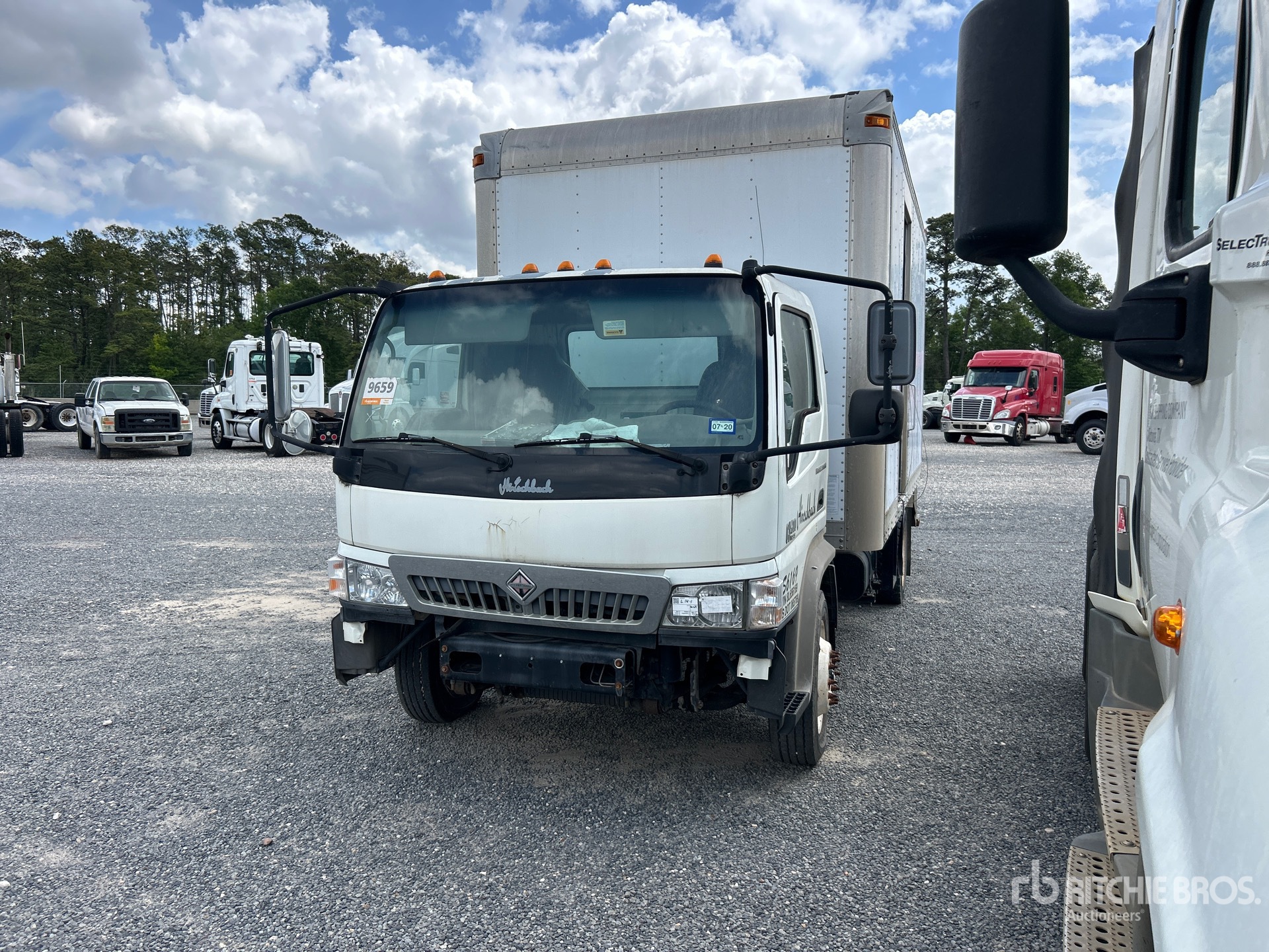 General Appearance with Imagen: esquina delantera izquierda