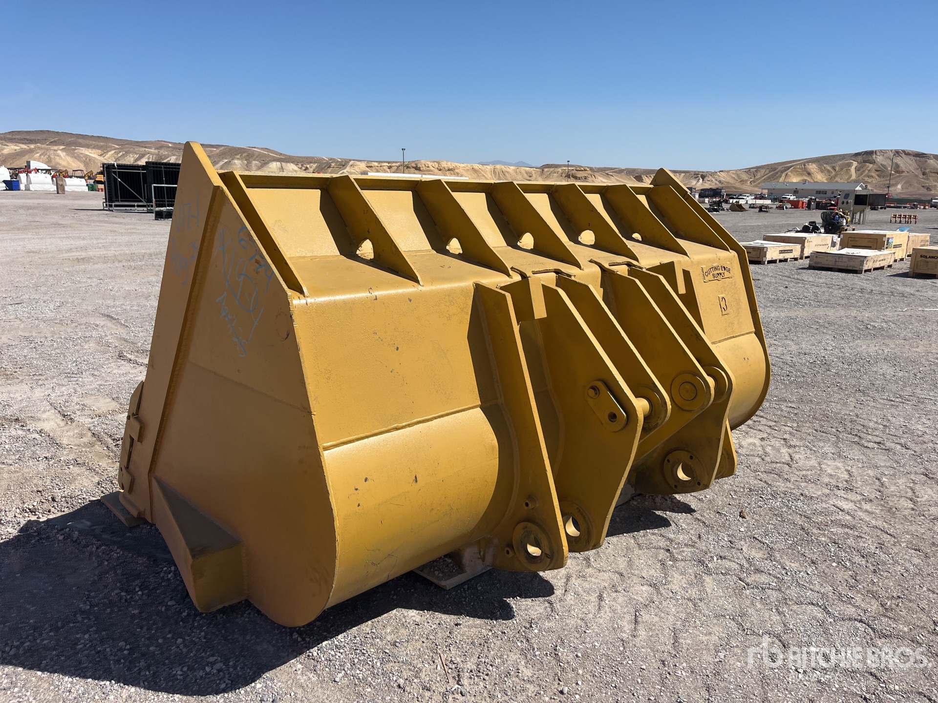 General Appearance with Imagen: esquina trasera izquierda