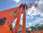 Hydraulics with Ausleger Hubzylinder