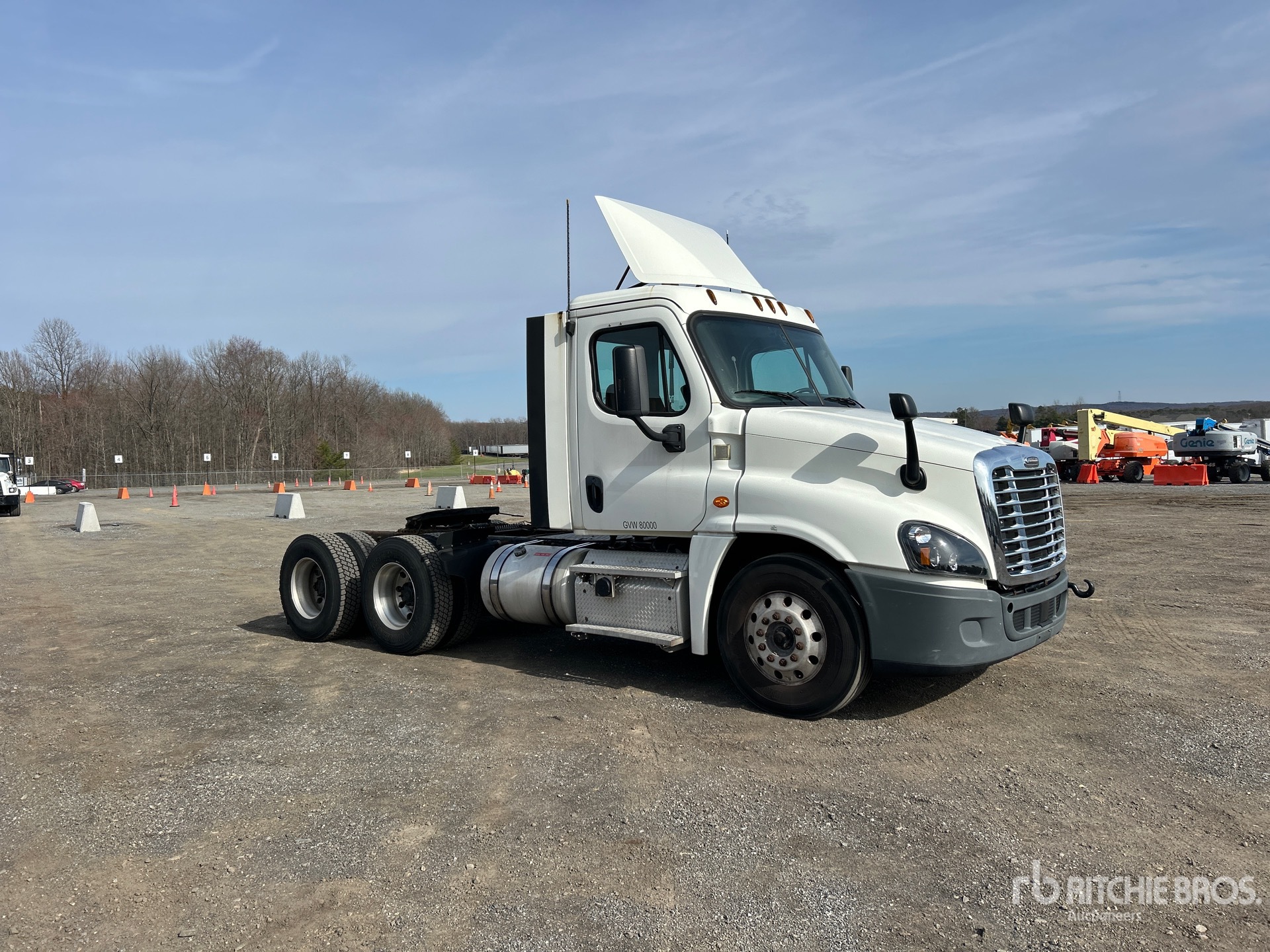 General Appearance with Foto, angolo anteriore destro