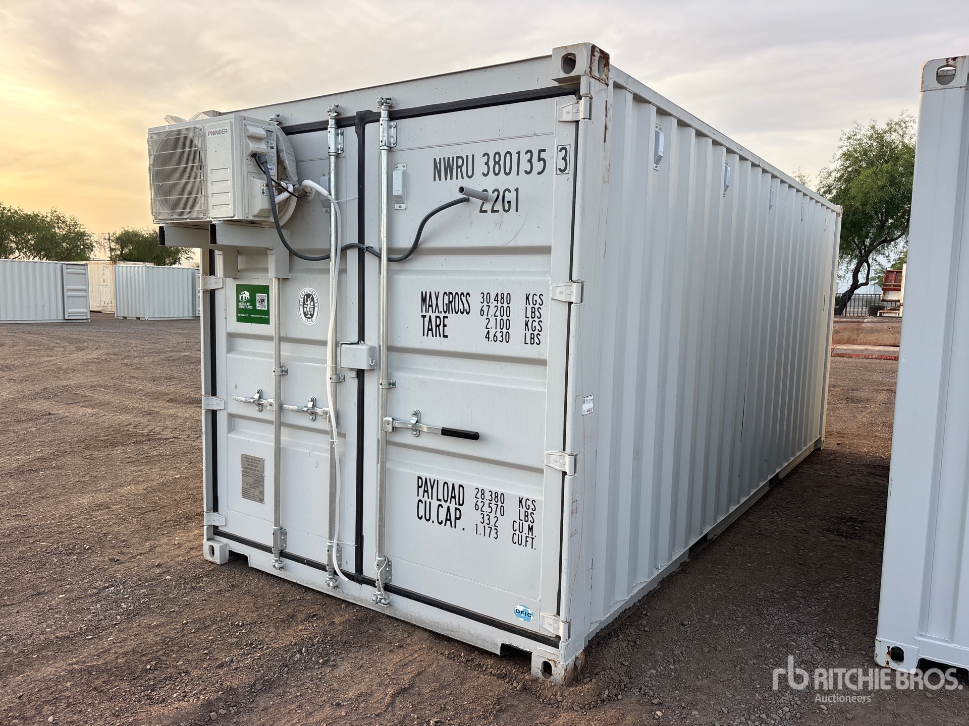 General Appearance with Picture, Right Rear Corner