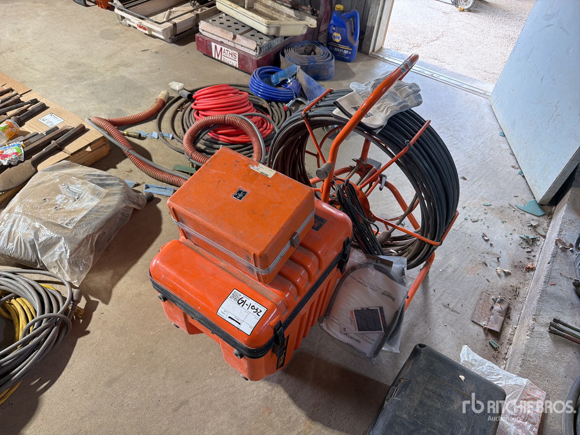 General Appearance with Foto, angolo anteriore sinistro