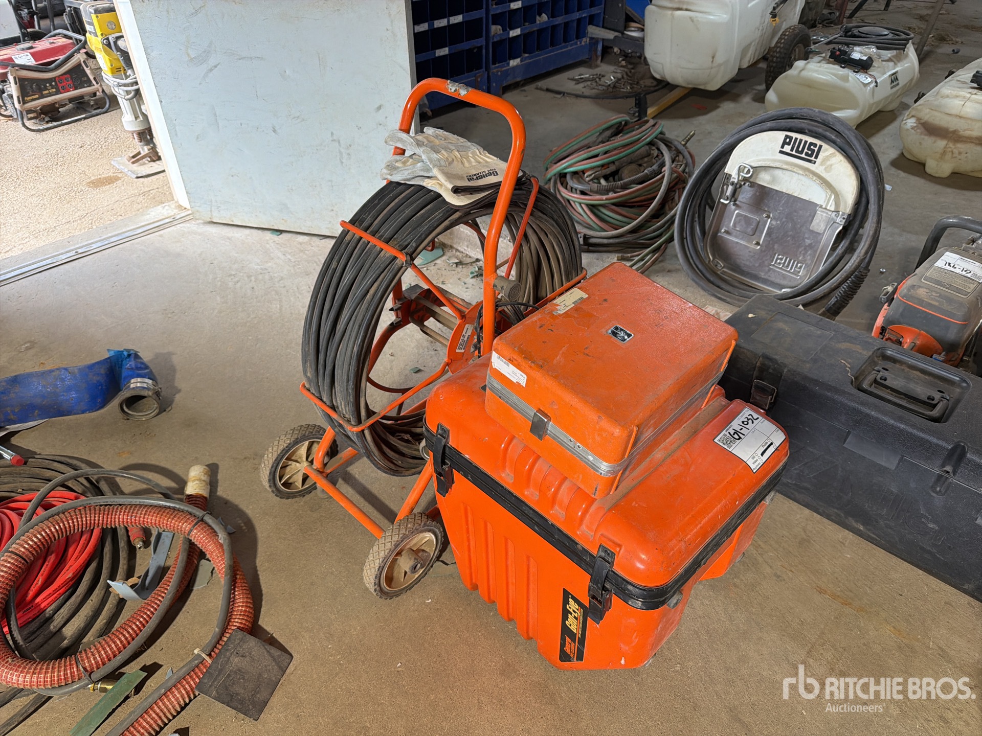 General Appearance with Foto, angolo anteriore destro