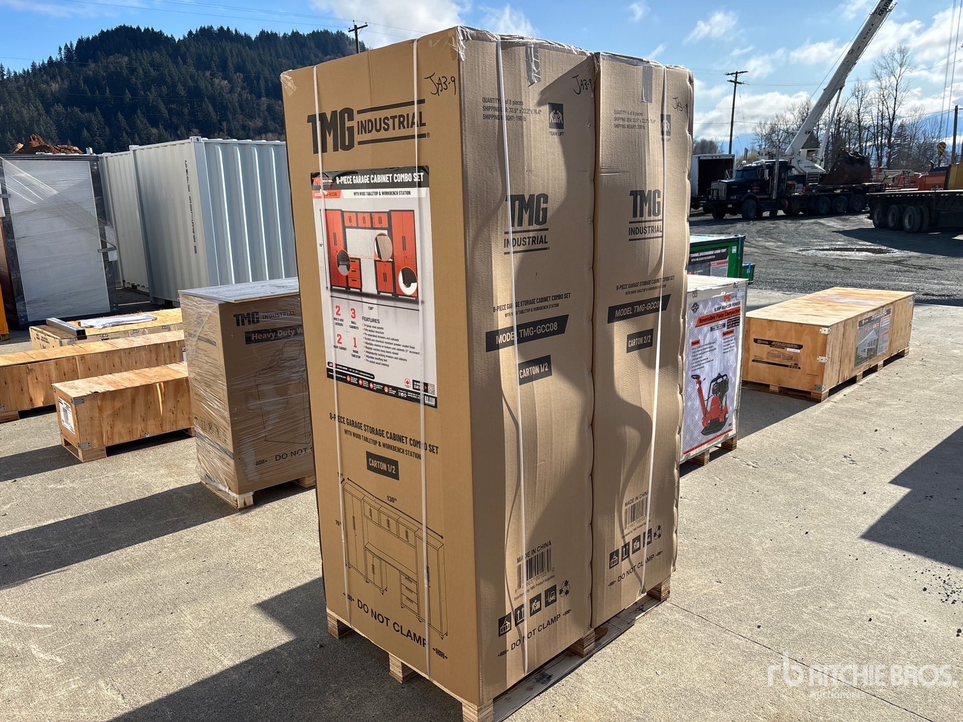 General Appearance with Picture, Right Rear Corner