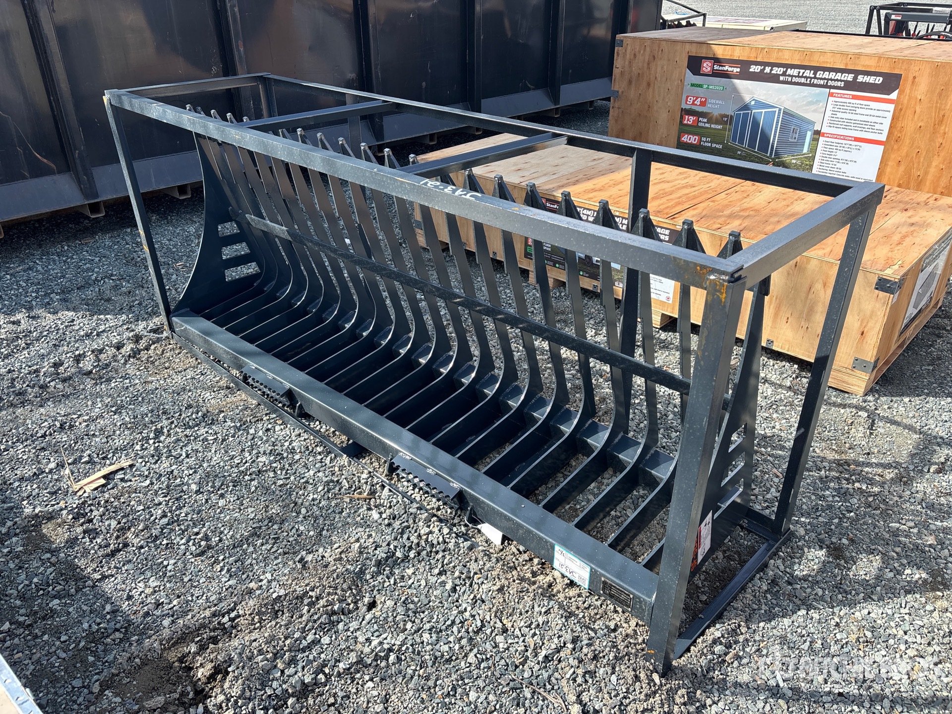 General Appearance with Picture, Left Front Corner