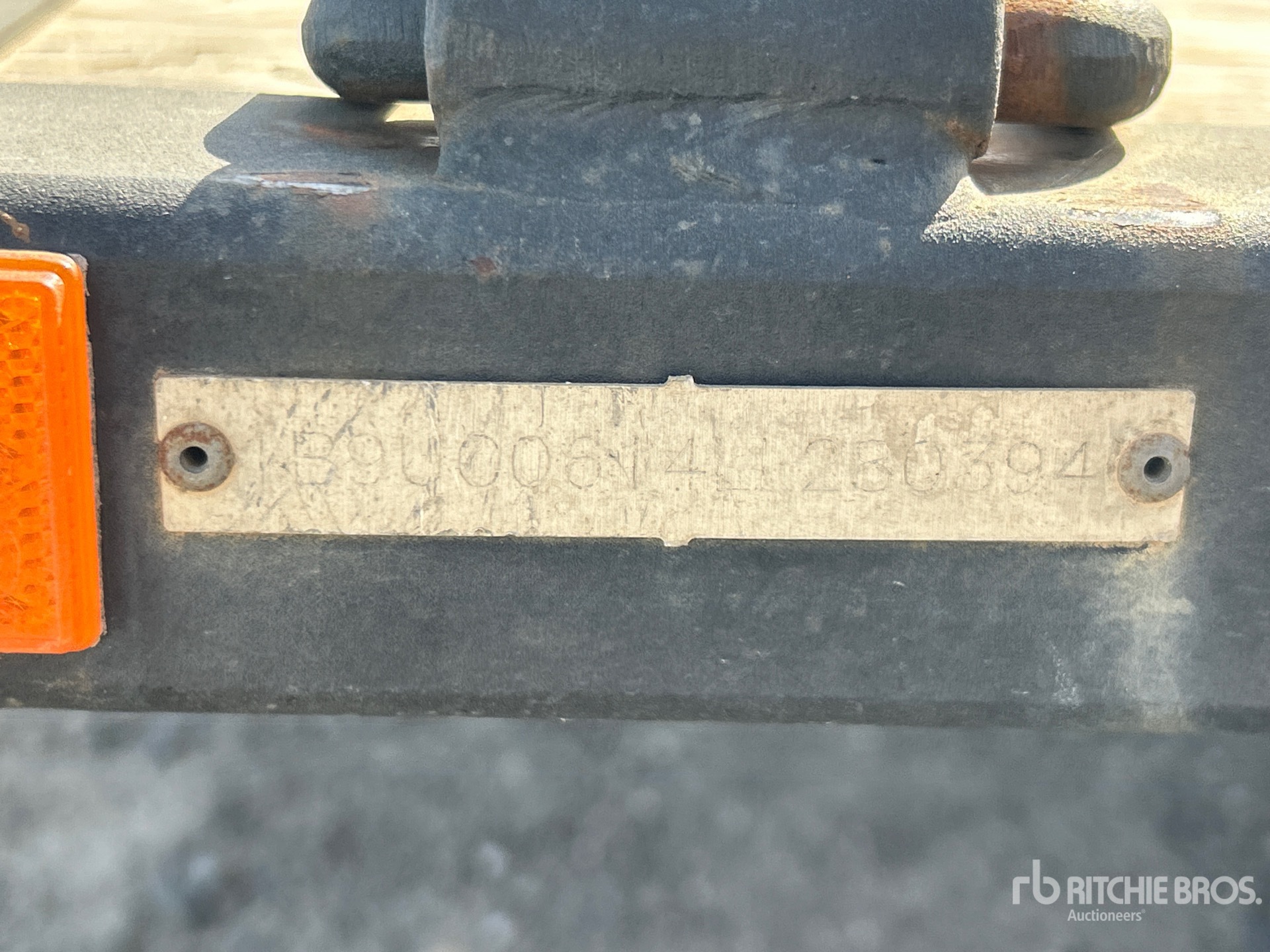 General Appearance with Numéro de série/Numéro d'identification du véhicule automobile