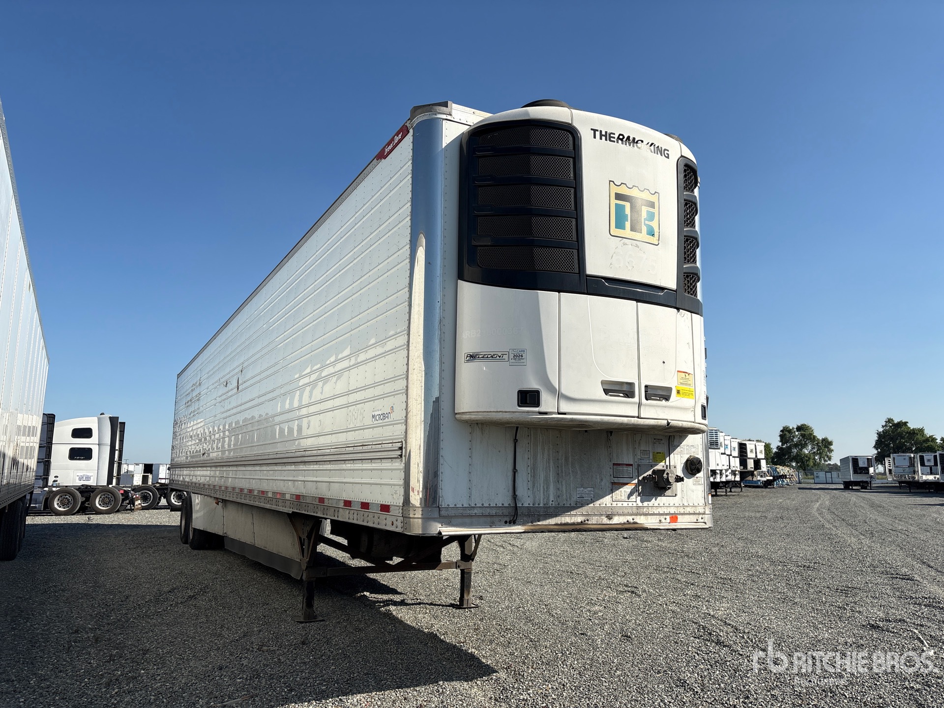 Aspect général with Image, coin avant droit