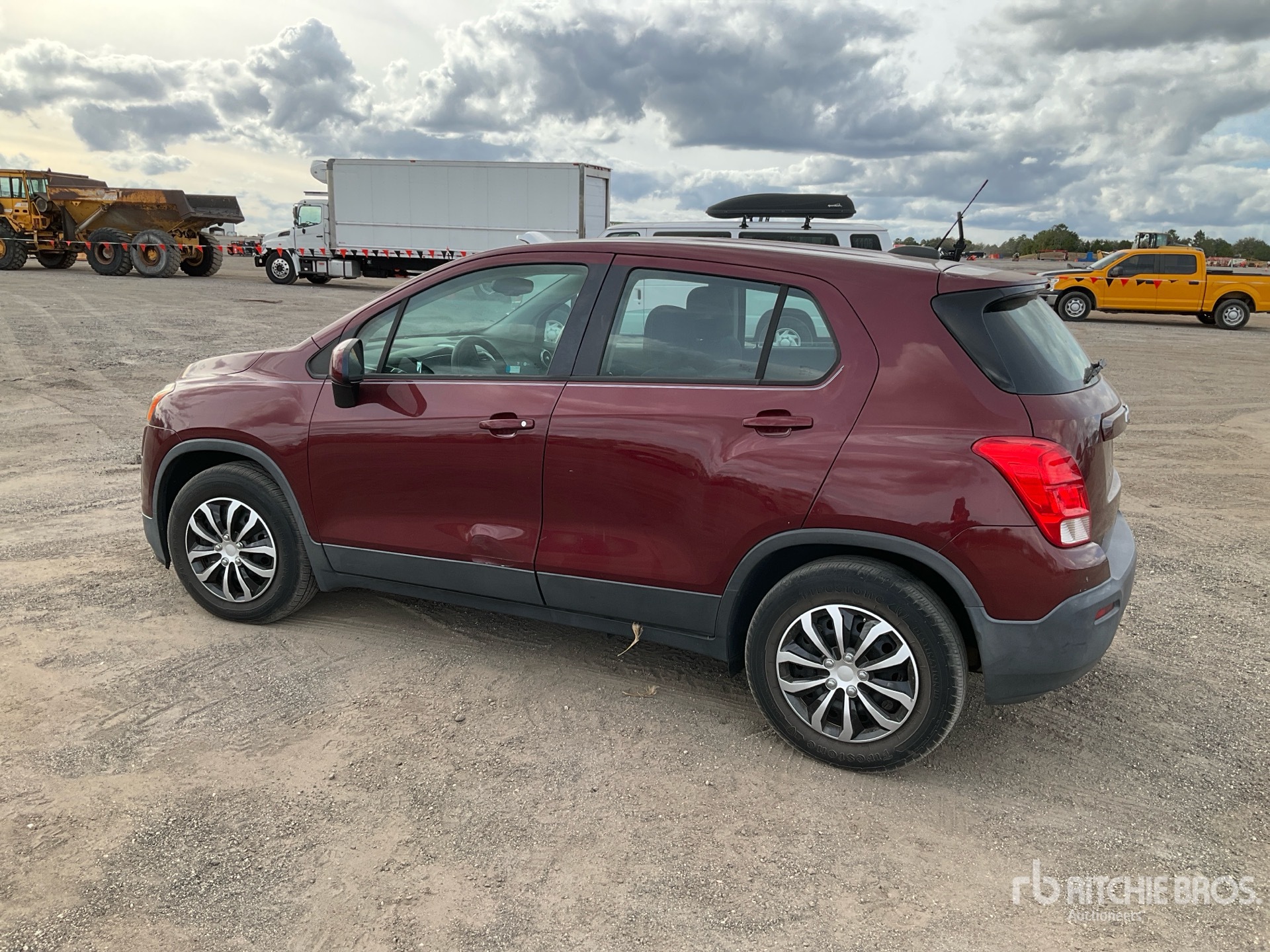 General Appearance with Picture, Left Rear Corner