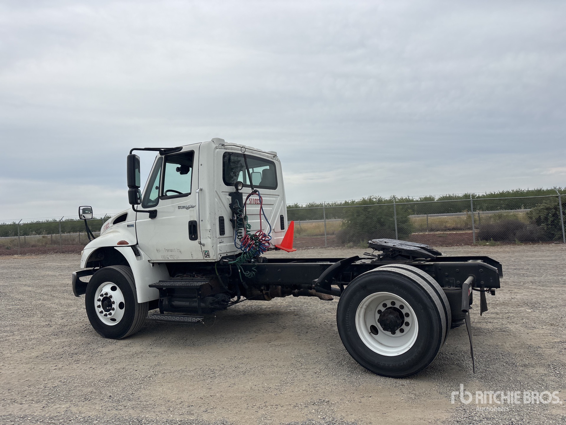 General Appearance with Imagen: esquina trasera izquierda