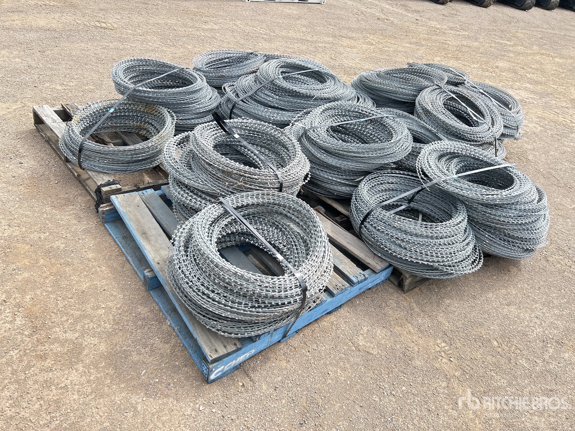 General Appearance with Imagen: esquina trasera derecha