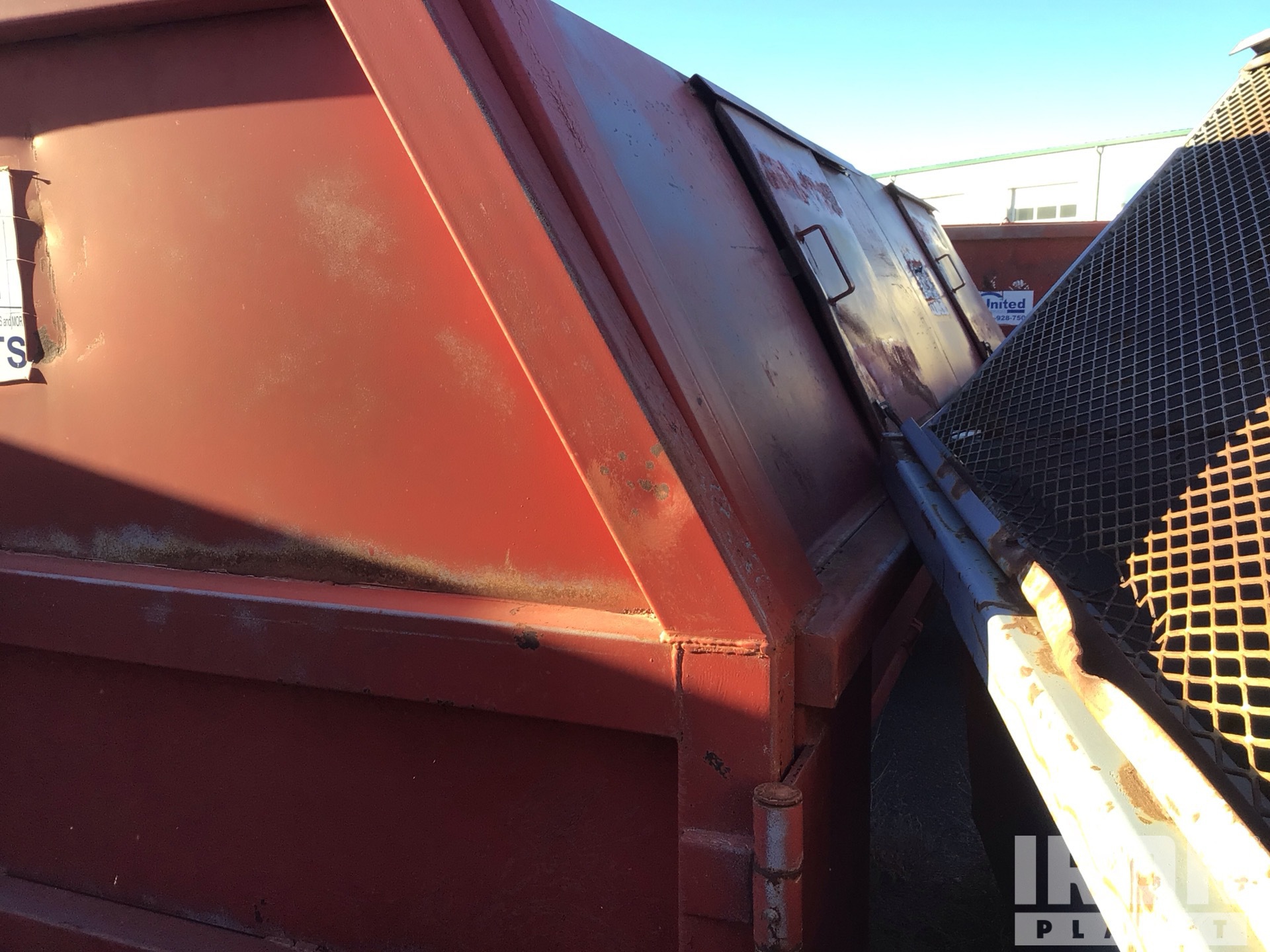 General Appearance with Imagen: esquina trasera derecha