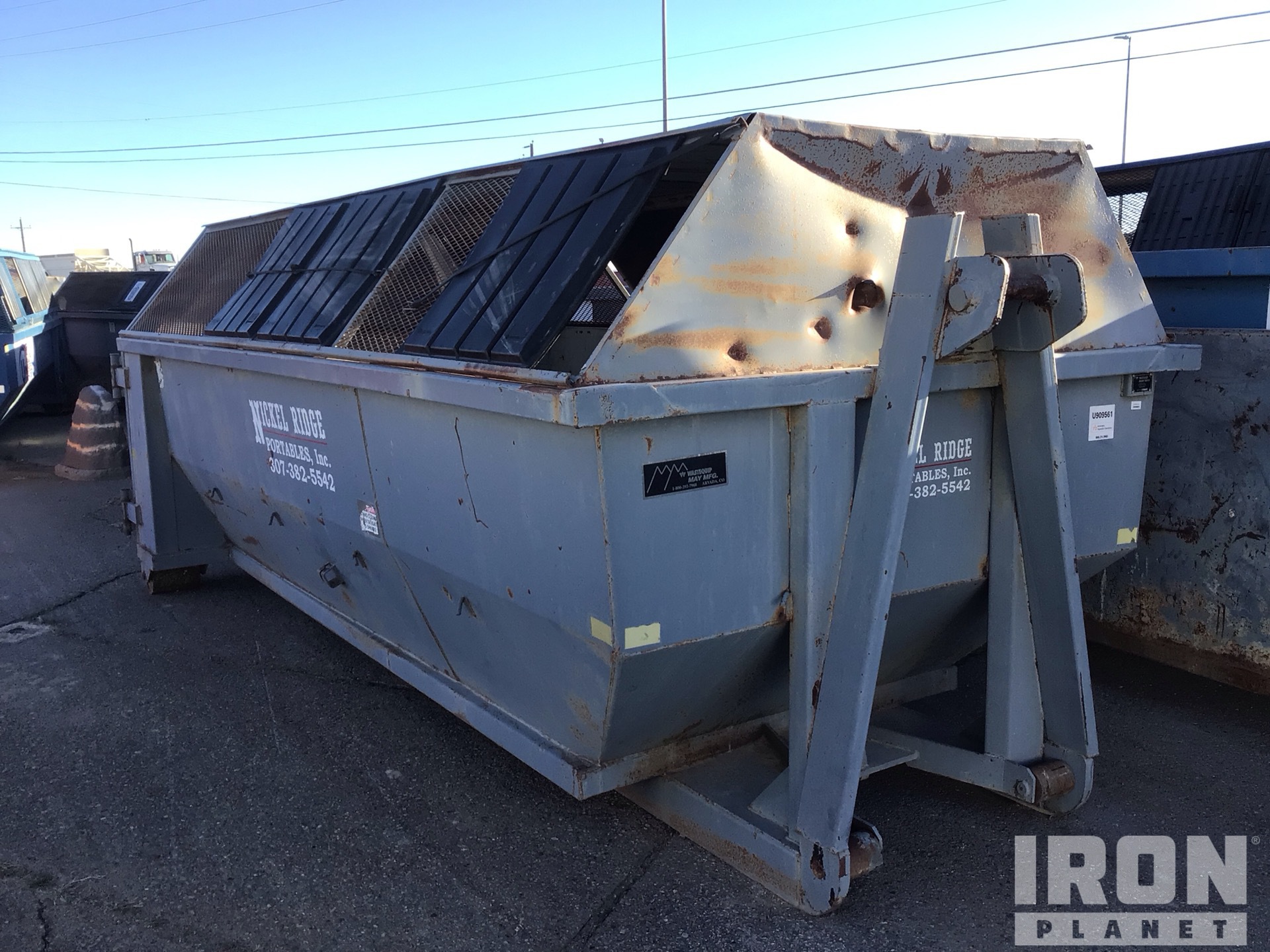 General Appearance with Imagen: esquina delantera derecha