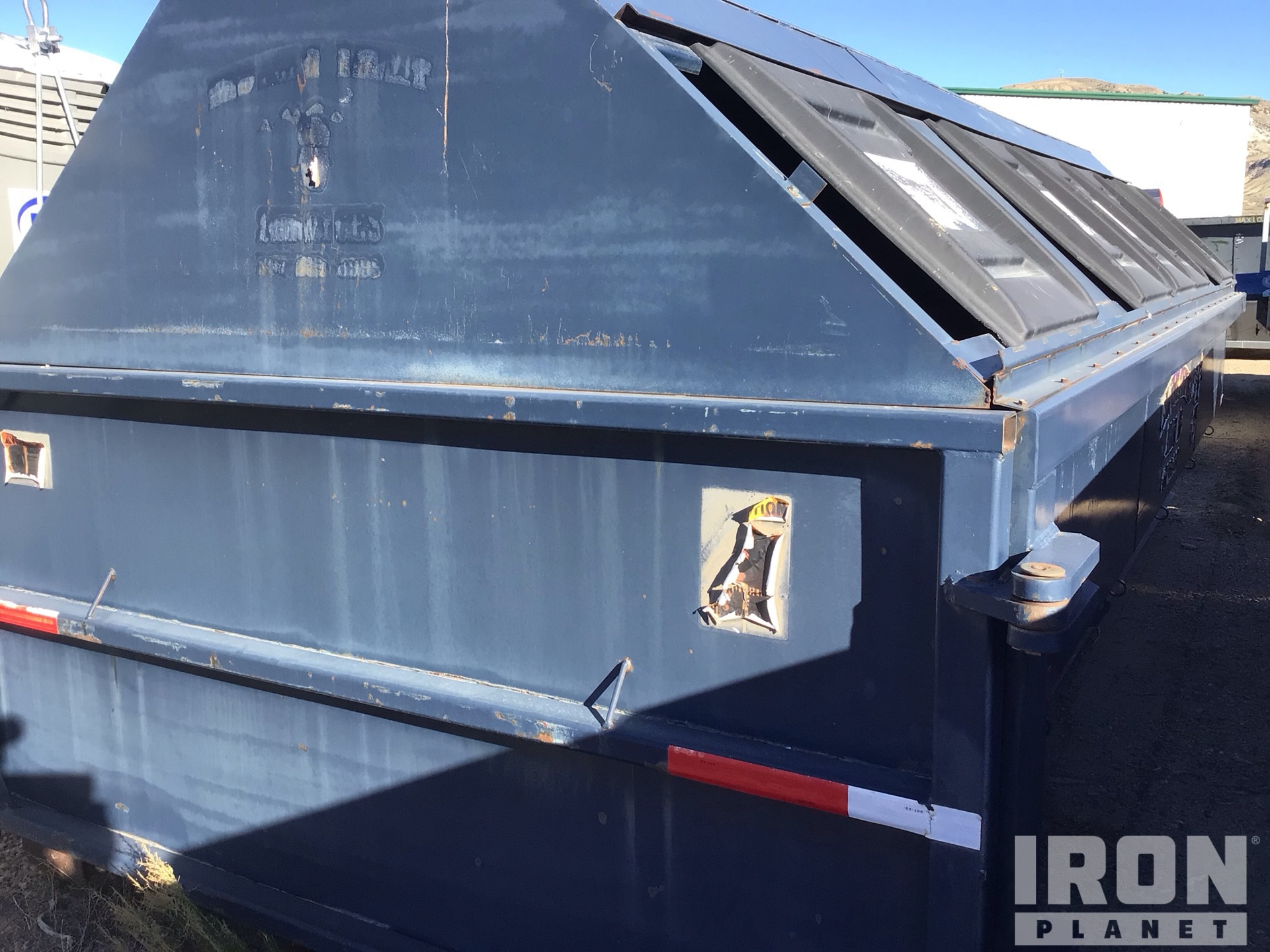 General Appearance with Imagen: esquina trasera derecha