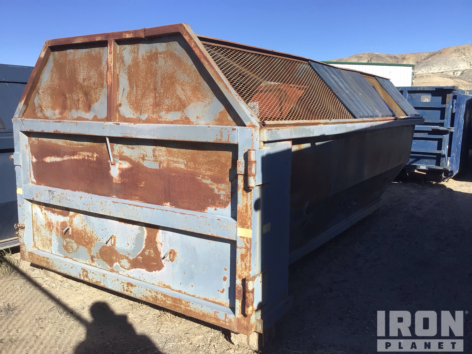 General Appearance with Imagen: esquina trasera derecha