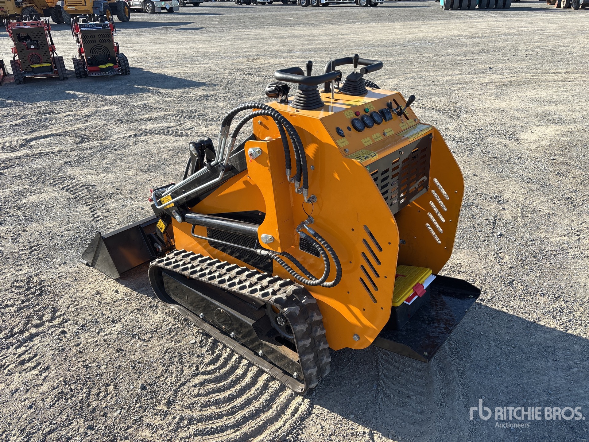 General Appearance with Foto, angolo posteriore sinistro