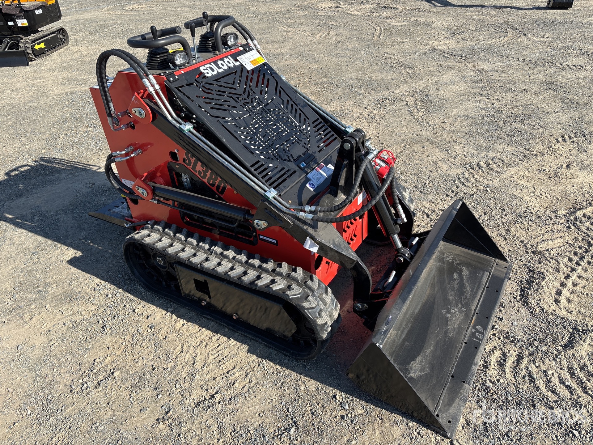 General Appearance with Foto, angolo anteriore destro