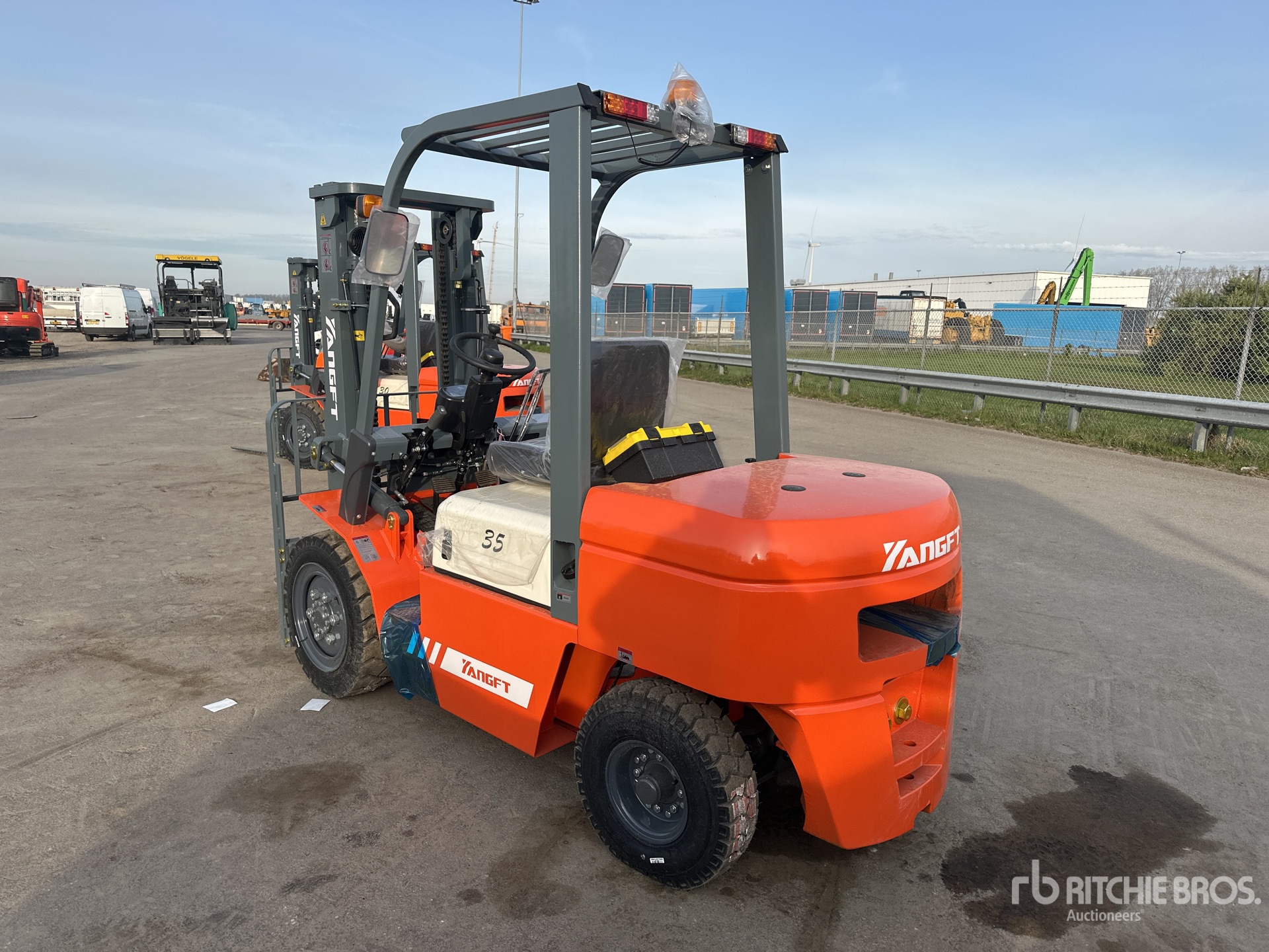 General Appearance with Picture, Left Rear Corner