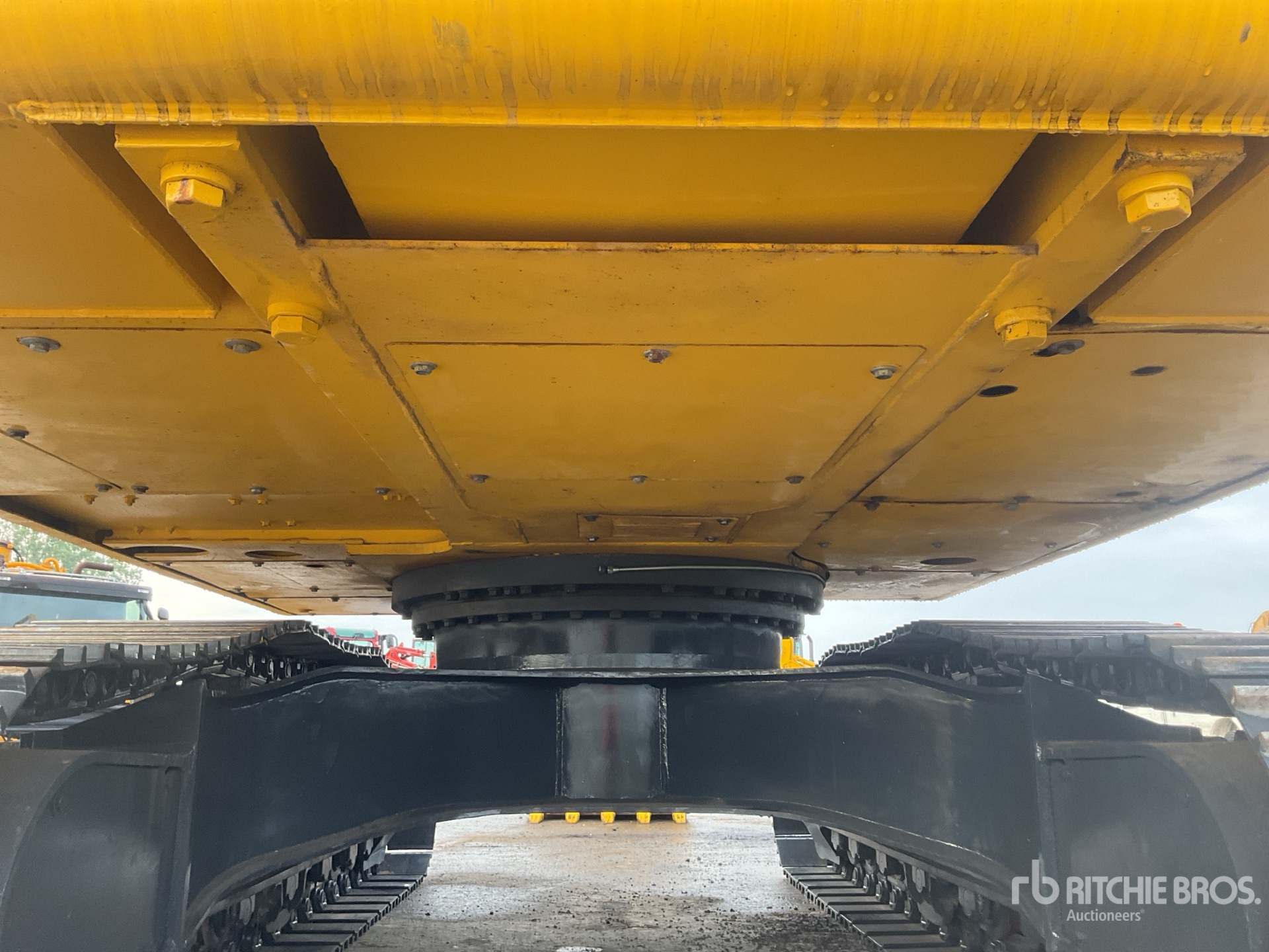 Komatsu PC200-8