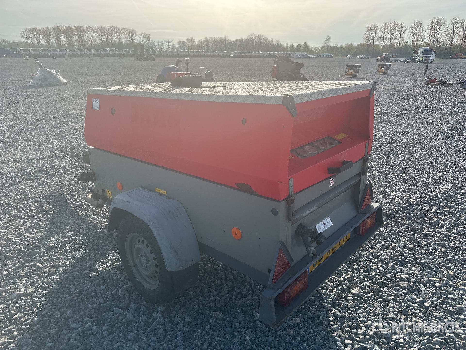 General Appearance with Picture, Left Rear Corner