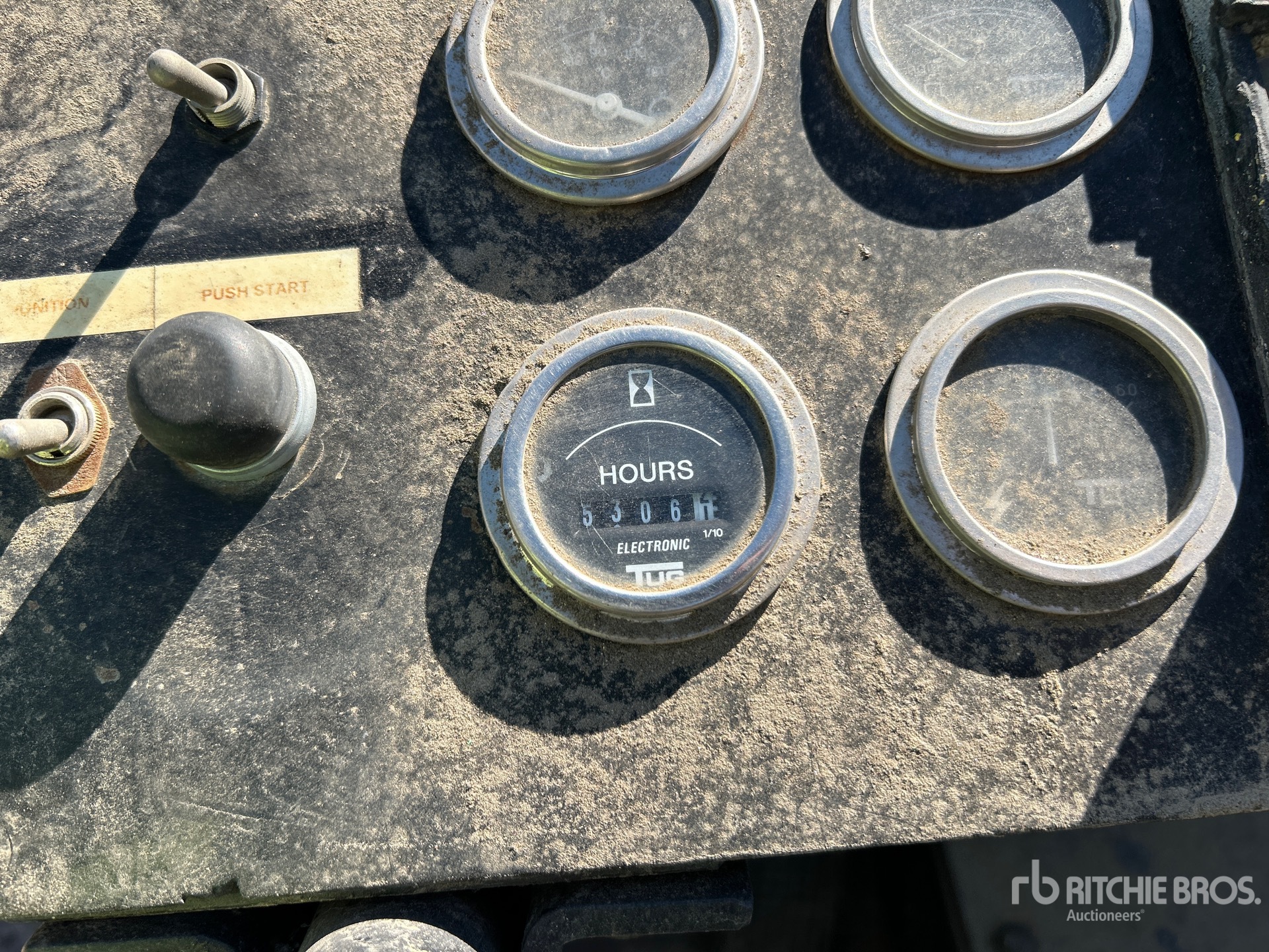 General Appearance with Hour Meter / Odometer