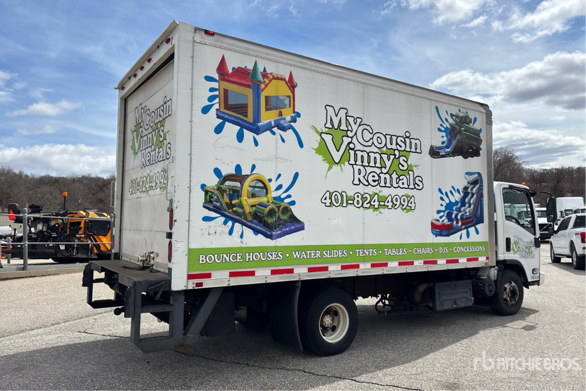 General Appearance with Picture, Right Rear Corner