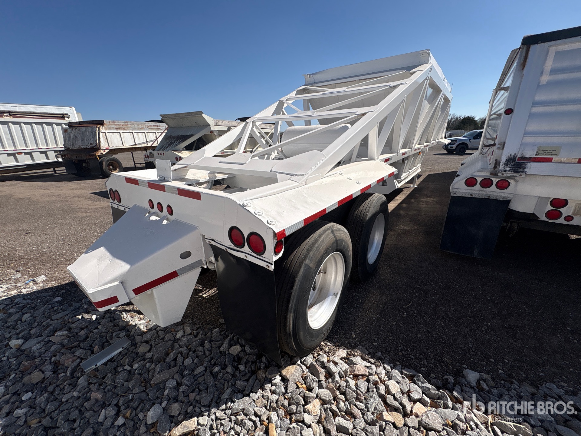 General Appearance with Imagen: esquina trasera derecha