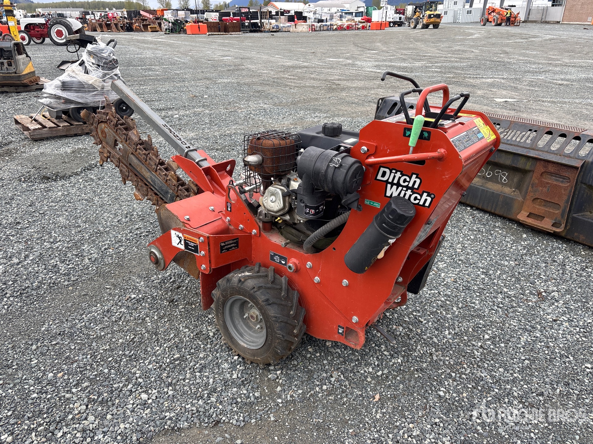 General Appearance with Picture, Left Rear Corner