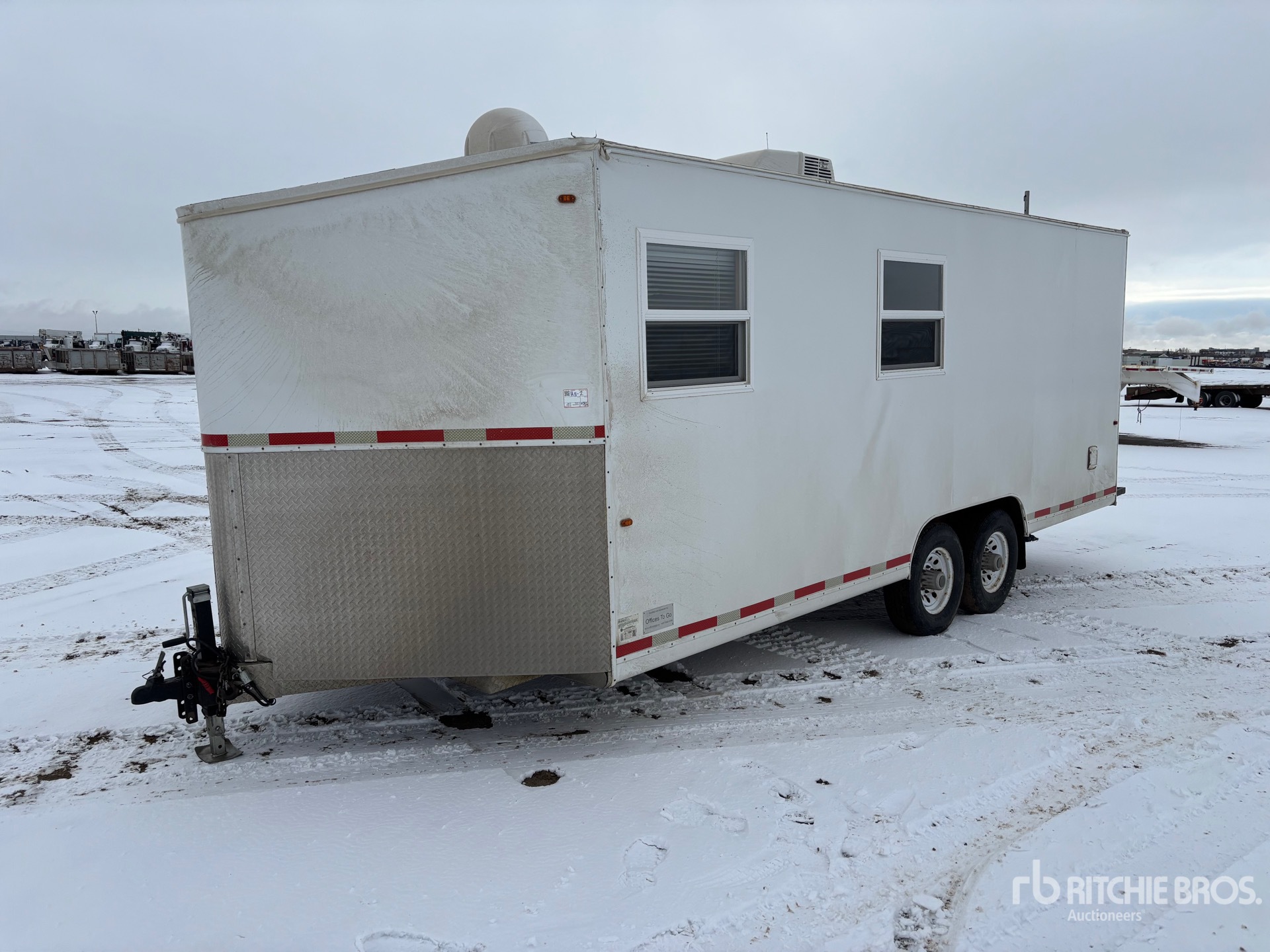 General Appearance with Foto, angolo anteriore sinistro