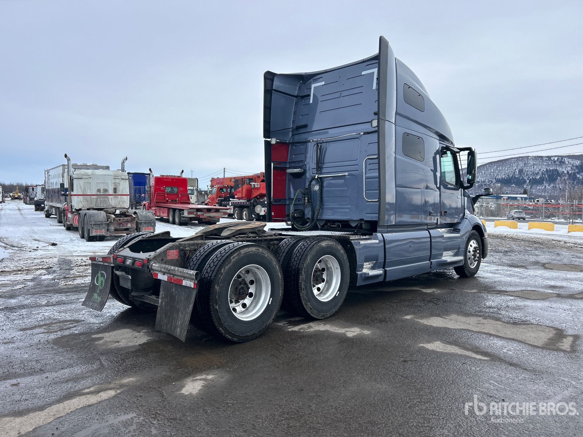 General Appearance with Image, coin arrière droit