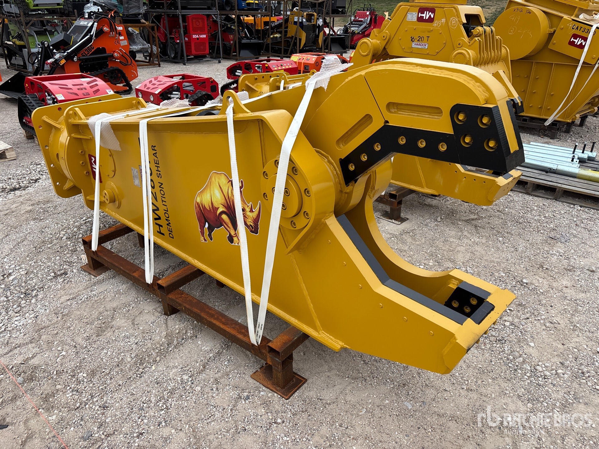 General Appearance with Bild, Ecke vorne rechts