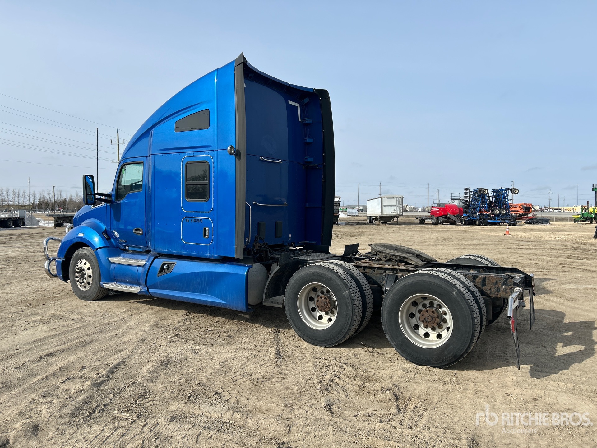 General Appearance with Picture, Left Rear Corner