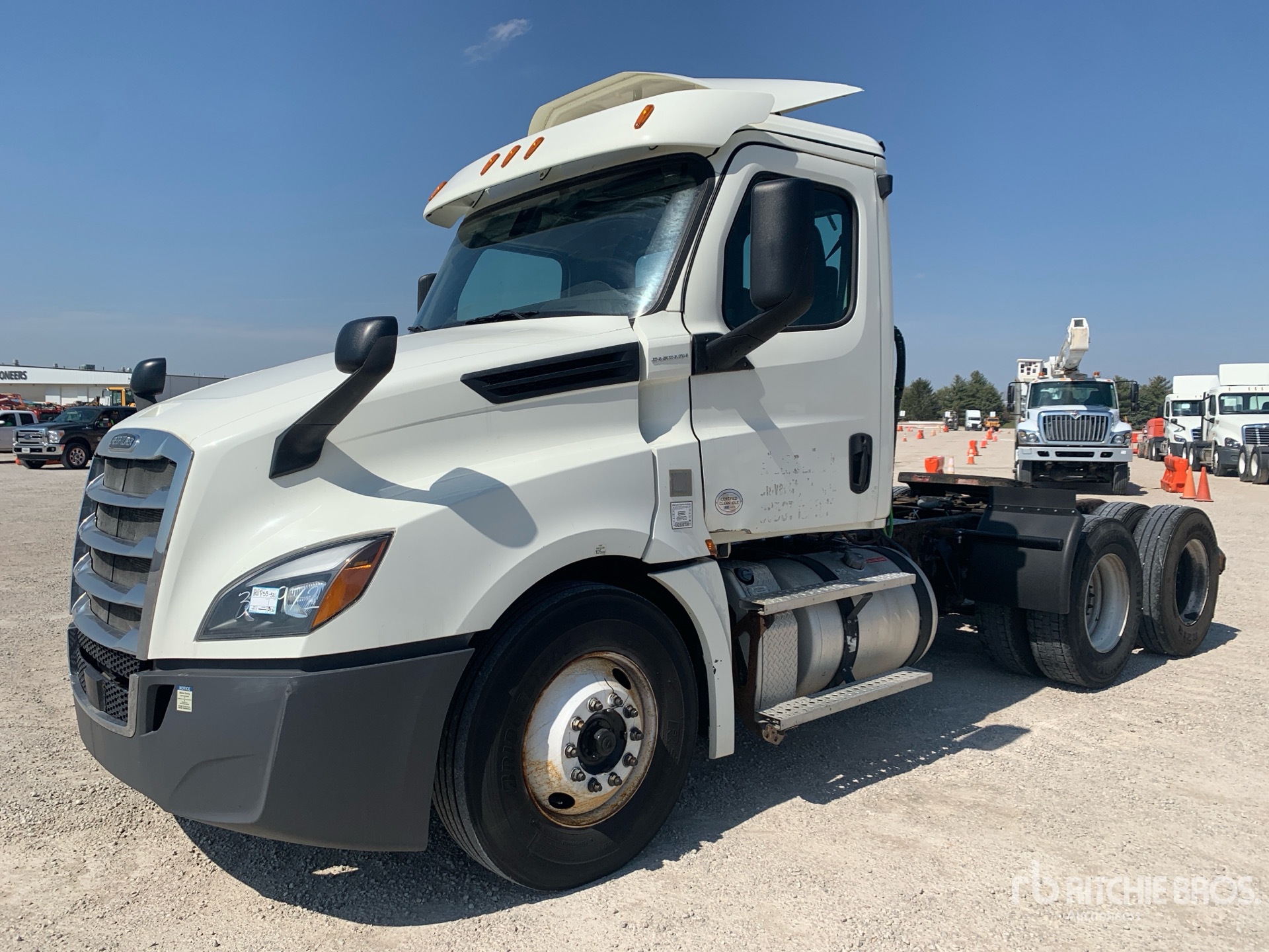 General Appearance with Featured Photo