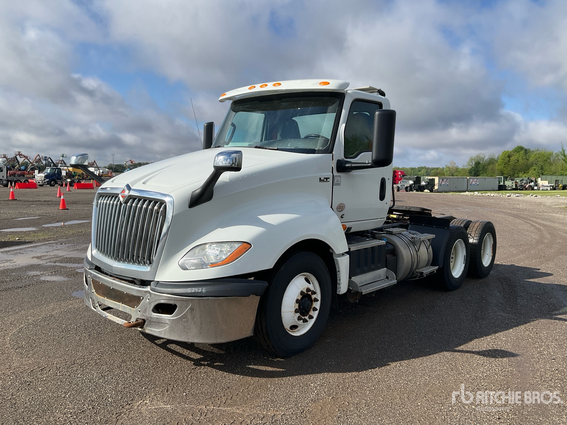 Photo of a 2019 International LT625